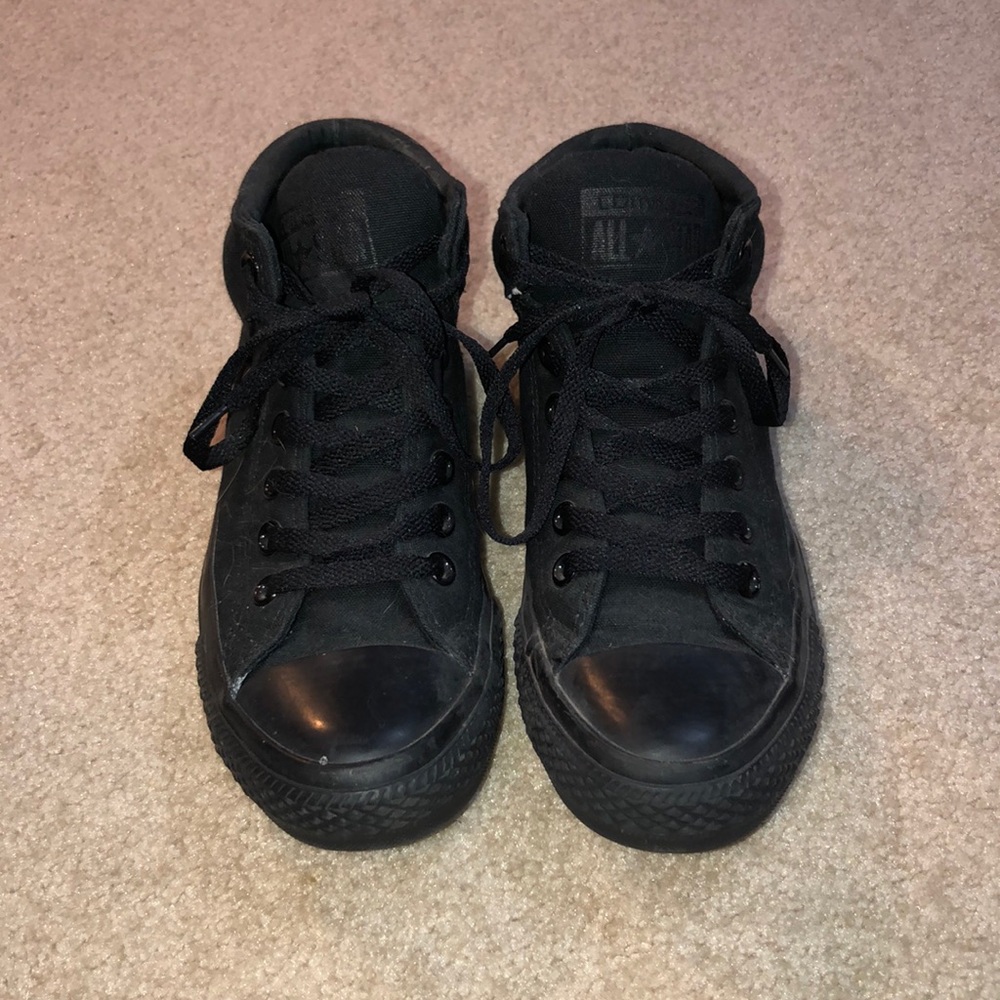 Black high top converse, workout lifting shoes